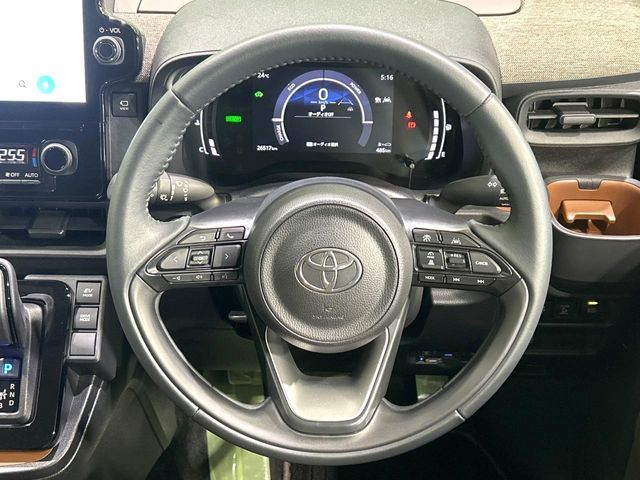 TOYOTA SIENTA HYBRID 2023