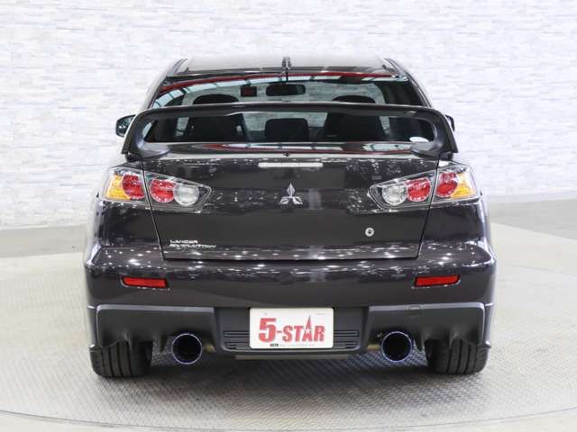 MITSUBISHI LANCER  4WD 2015