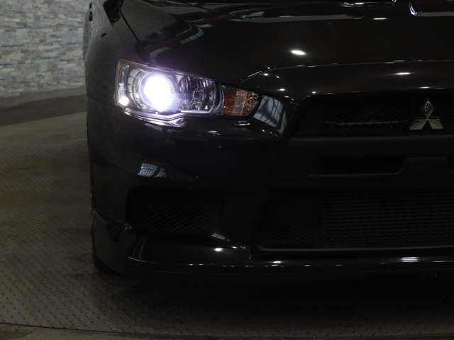 MITSUBISHI LANCER  4WD 2015