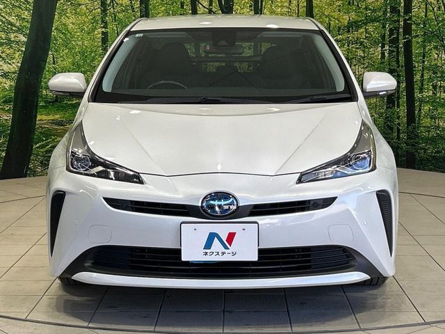 TOYOTA PRIUS 2021