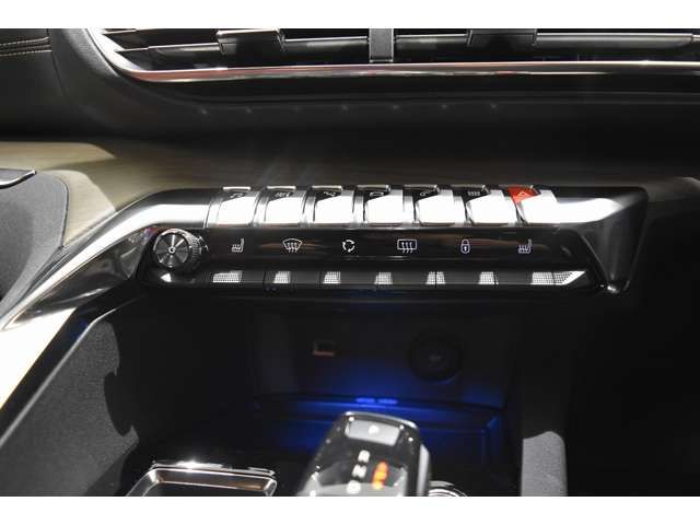 PEUGEOT PEUGEOT 3008 2021