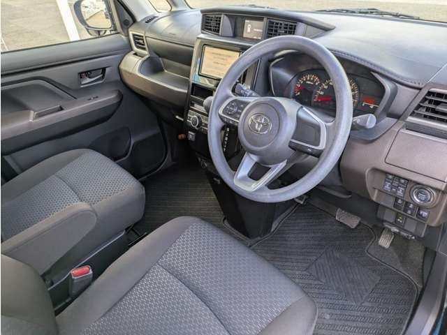 TOYOTA ROOMY 4WD 2022