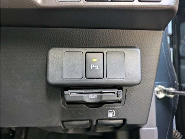 TOYOTA ROOMY 4WD 2022