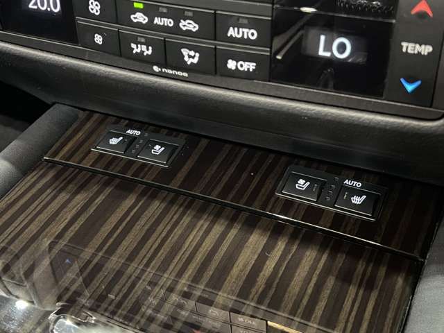 TOYOTA LEXUS GS200t 2016