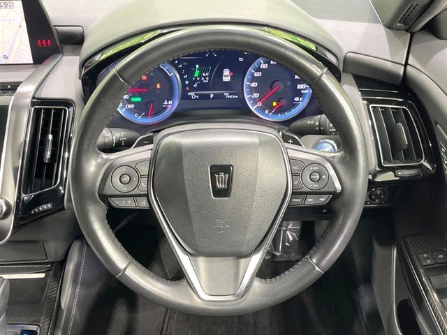 TOYOTA CROWN sedan hybrid 2018