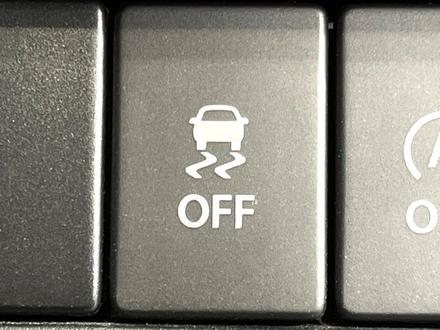 SUZUKI SWIFT 4WD 2017