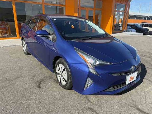 TOYOTA PRIUS 2016