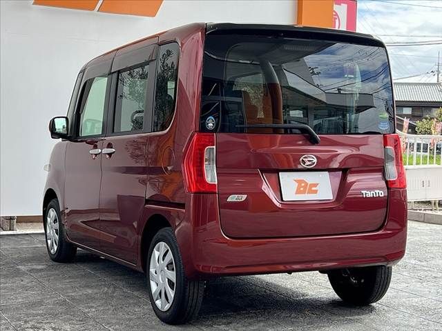 DAIHATSU TANTO 2015