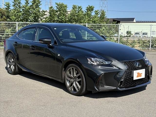 TOYOTA LEXUS IS200t 2016