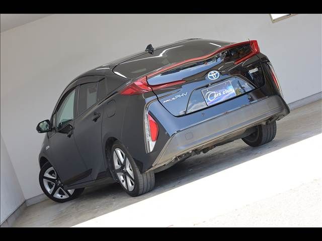 TOYOTA PRIUS PHV 2017