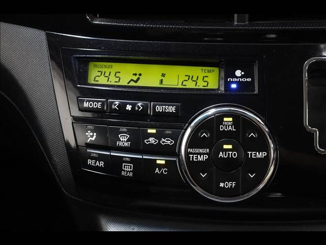 TOYOTA ESTIMA HYBRID 4WD 2012