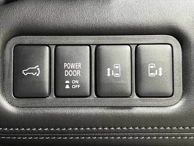 MITSUBISHI DELICA D:5 4WD 2020