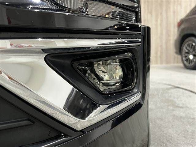 MITSUBISHI DELICA D:5 4WD 2020