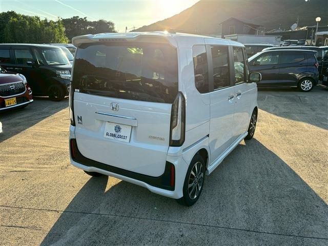 HONDA N BOX CUSTOM 2024