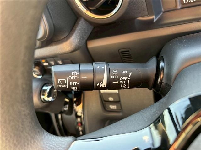 HONDA N BOX CUSTOM 2024