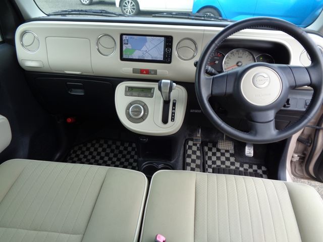 DAIHATSU MIRA Cocoa 2010