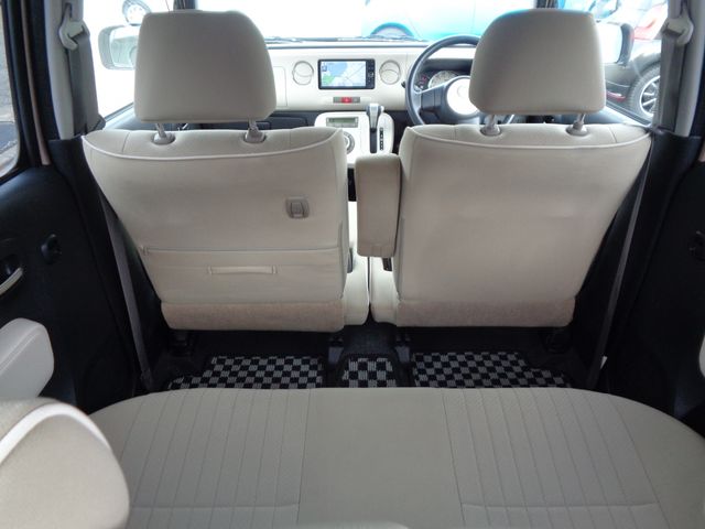 DAIHATSU MIRA Cocoa 2010