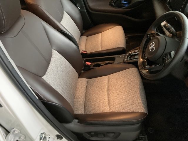 TOYOTA YARIS CROSS 2021