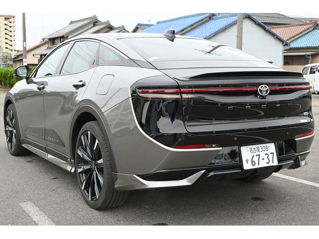 TOYOTA CROWN CROSSOVER 2023