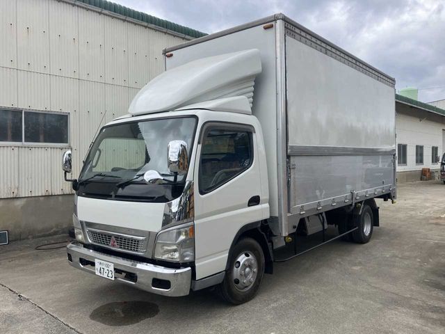 MITSUBISHI CANTER 2004