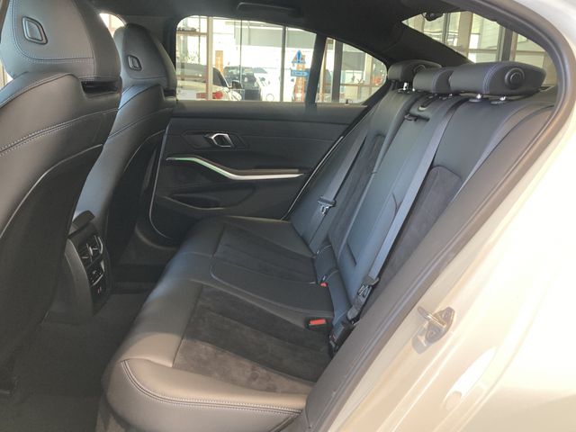 BMW BMW 3series sedan 2024