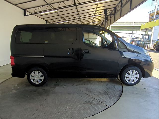 MITSUBISHI DELICA D:3 2013