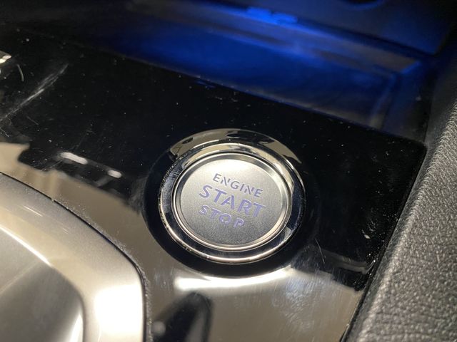 PEUGEOT PEUGEOT 3008 2022