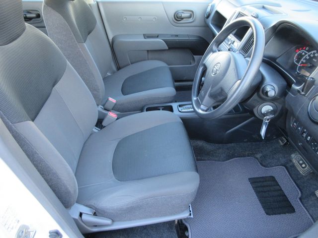 NISSAN NV150 AD 4WD 2018