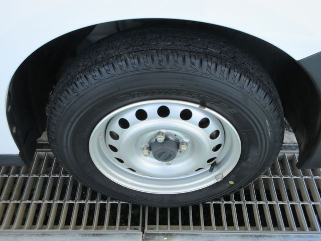 NISSAN NV150 AD 4WD 2018