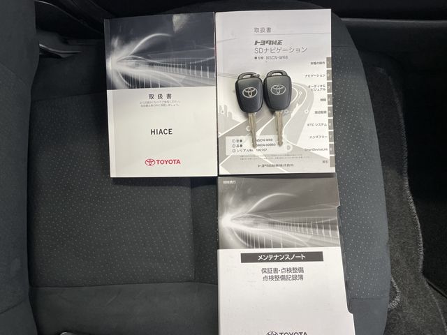 TOYOTA HIACE van 2WD 2021