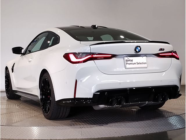 BMW BMW M4 2025