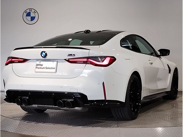 BMW BMW M4 2025