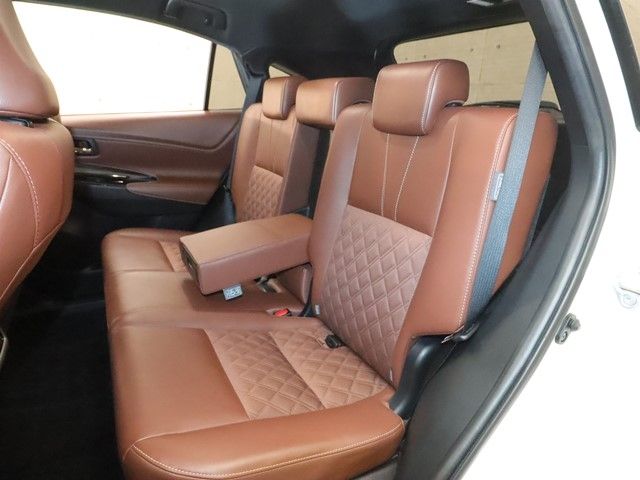 TOYOTA HARRIER 2WD 2017