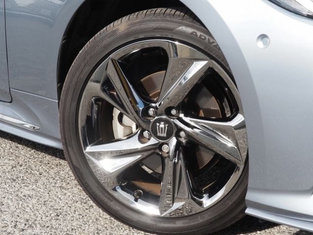 TOYOTA CROWN sedan hybrid 4WD 2018