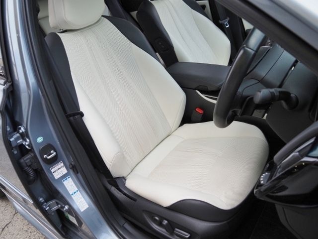 TOYOTA CROWN sedan hybrid 4WD 2018