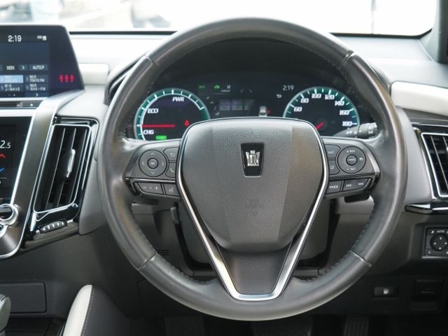 TOYOTA CROWN sedan hybrid 4WD 2018