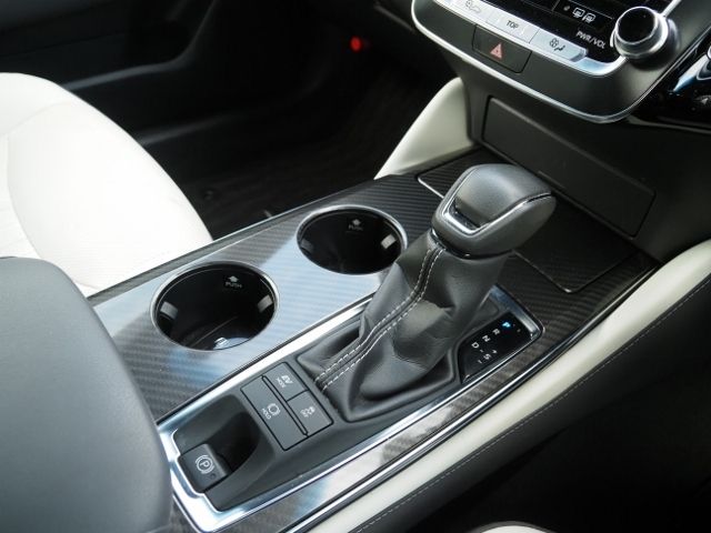 TOYOTA CROWN sedan hybrid 4WD 2018