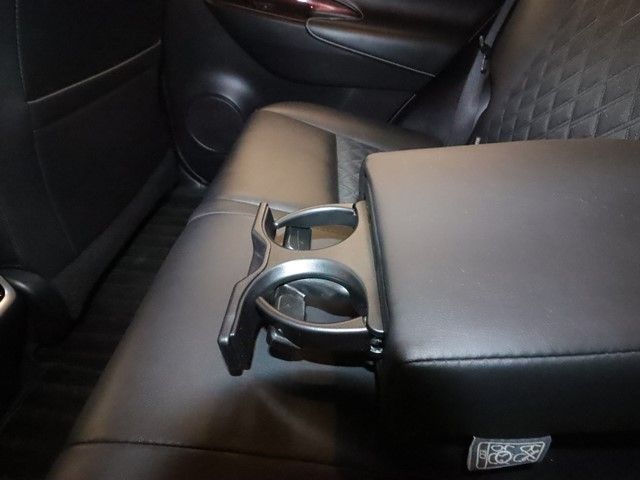 TOYOTA HARRIER 2WD 2016