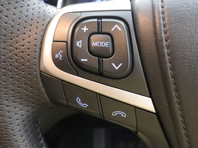 TOYOTA HARRIER 2WD 2016