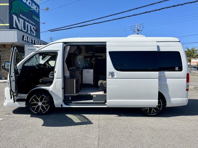 TOYOTA HIACE van 2WD 2023