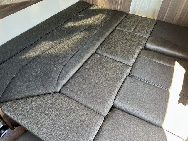 TOYOTA HIACE van 2WD 2023