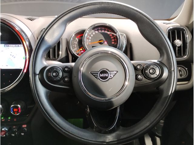 BMW MINI COOPER D CROSSOVER 2021