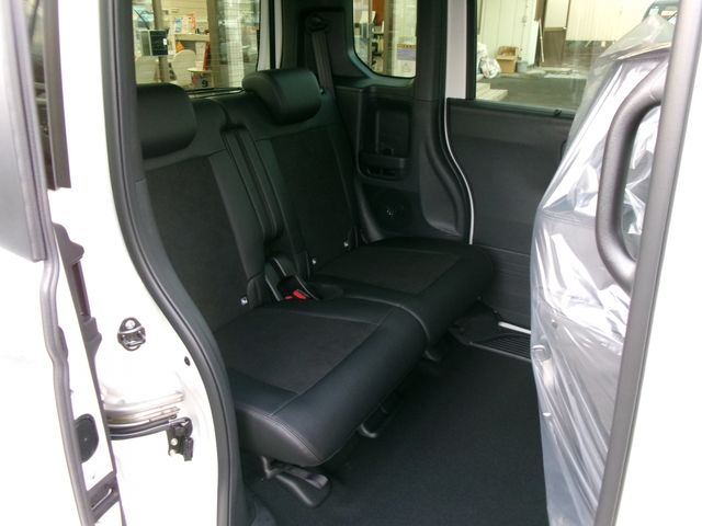 HONDA N BOX CUSTOM 2025