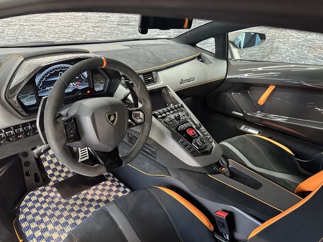 LAMBORGHINI LAMBORGHINI Aventador 2019