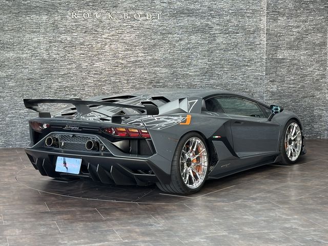 LAMBORGHINI LAMBORGHINI Aventador 2019