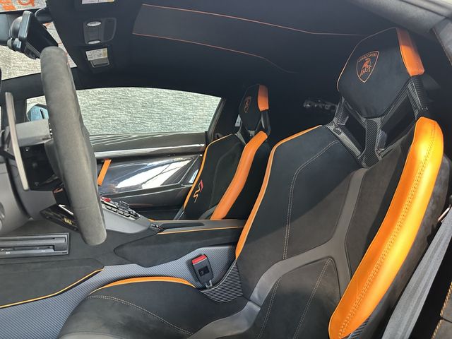 LAMBORGHINI LAMBORGHINI Aventador 2019