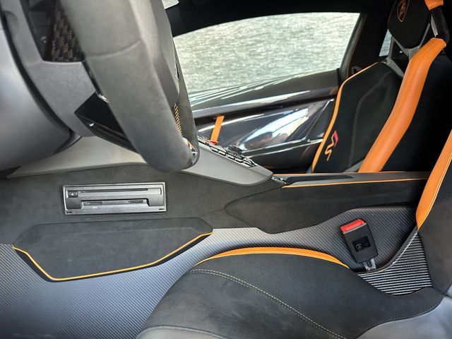 LAMBORGHINI LAMBORGHINI Aventador 2019