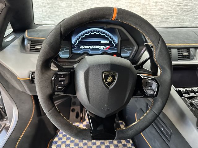 LAMBORGHINI LAMBORGHINI Aventador 2019