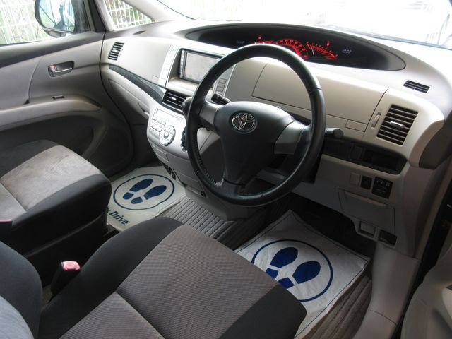 TOYOTA ESTIMA 2006