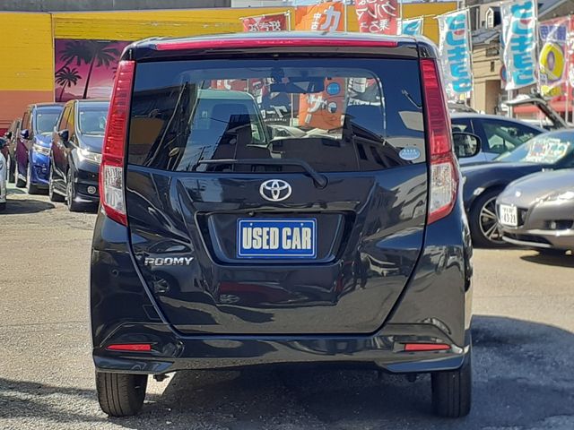TOYOTA ROOMY 2020